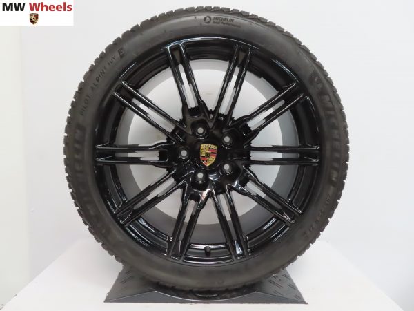 Originele Porsche Cayenne GTS  21 inch velgen met Michelin winterbanden - Afbeelding 5