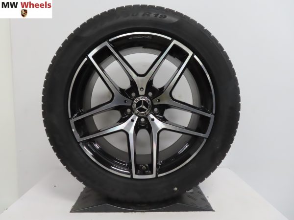 Originele Mercedes AMG 19 inch velgen GLC SUV en Coupe W253 met Pirelli winterbanden nieuw - Afbeelding 4