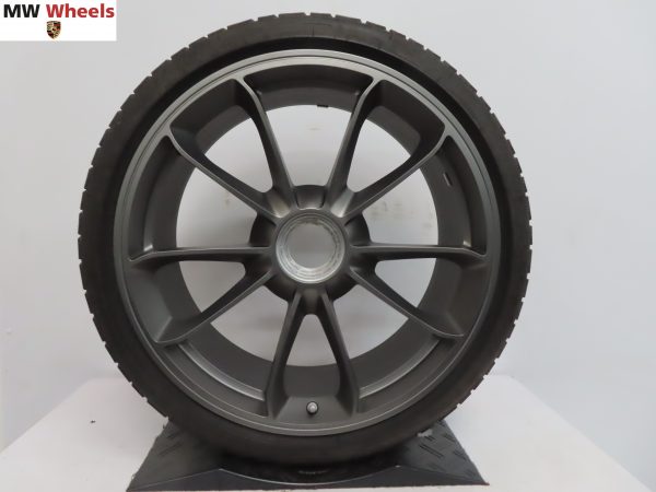 Originele Porsche 911 991 GT3 20 inch velgen met Pirelli winterbanden - Afbeelding 2