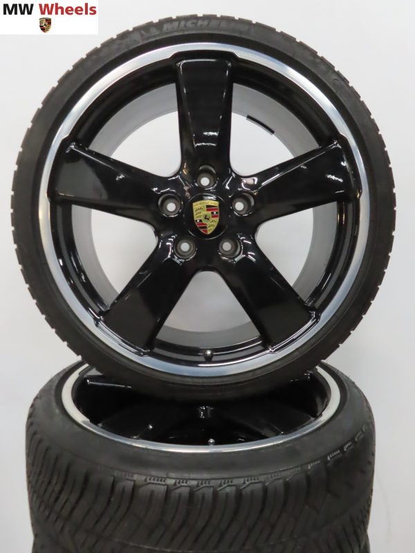 Originele Porsche 911 991 4 en 4S sport classic II 20 inch velgen met Michelin winterbanden