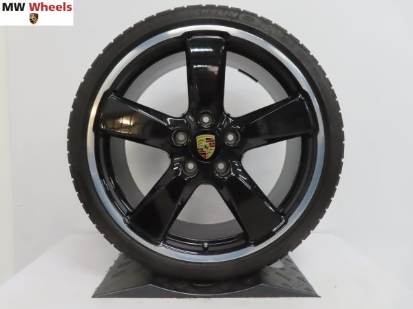 Originele Porsche 911 991 4 en 4S sport classic II 20 inch velgen met Michelin winterbanden - Afbeelding 3