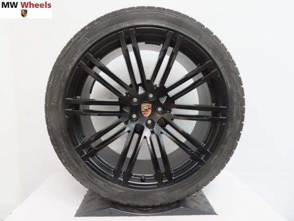 Originele Porsche Macan Turbo III 21 inch velgen met winterbanden - Afbeelding 5